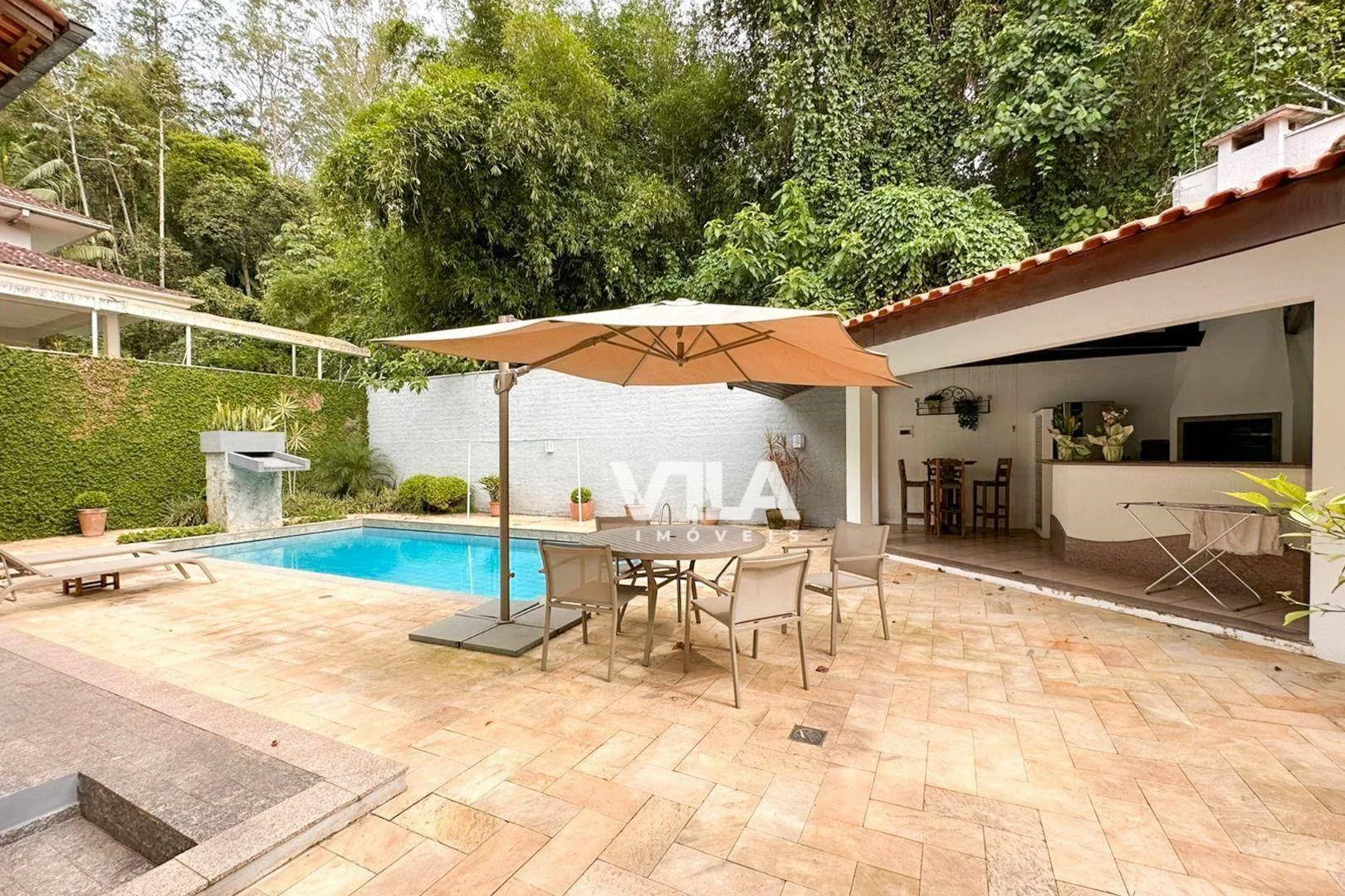 Casa com 4 dormitórios à venda, 400 m por R$ 1.500.000,00 - Garcia - Blumenau/SC — foto 2