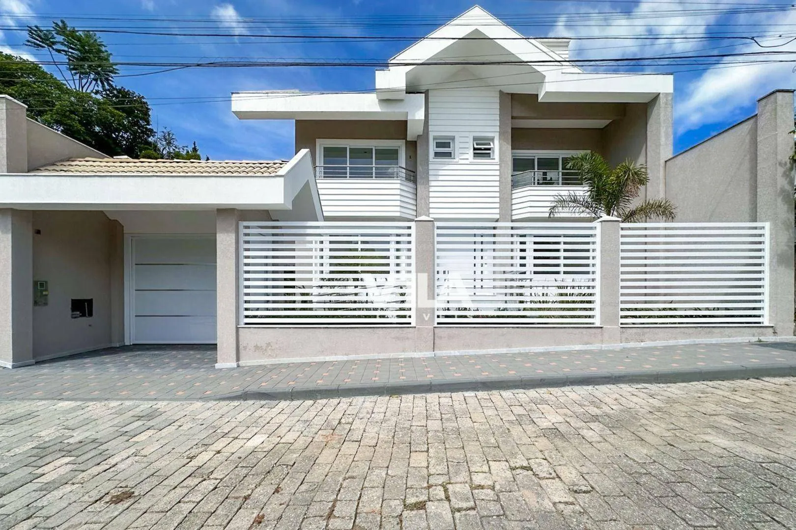 Casa com 3 dormitórios à venda, 350 m por R$ 2.980.000,00 - Escola Agrícola - Blumenau/SC - foto 1