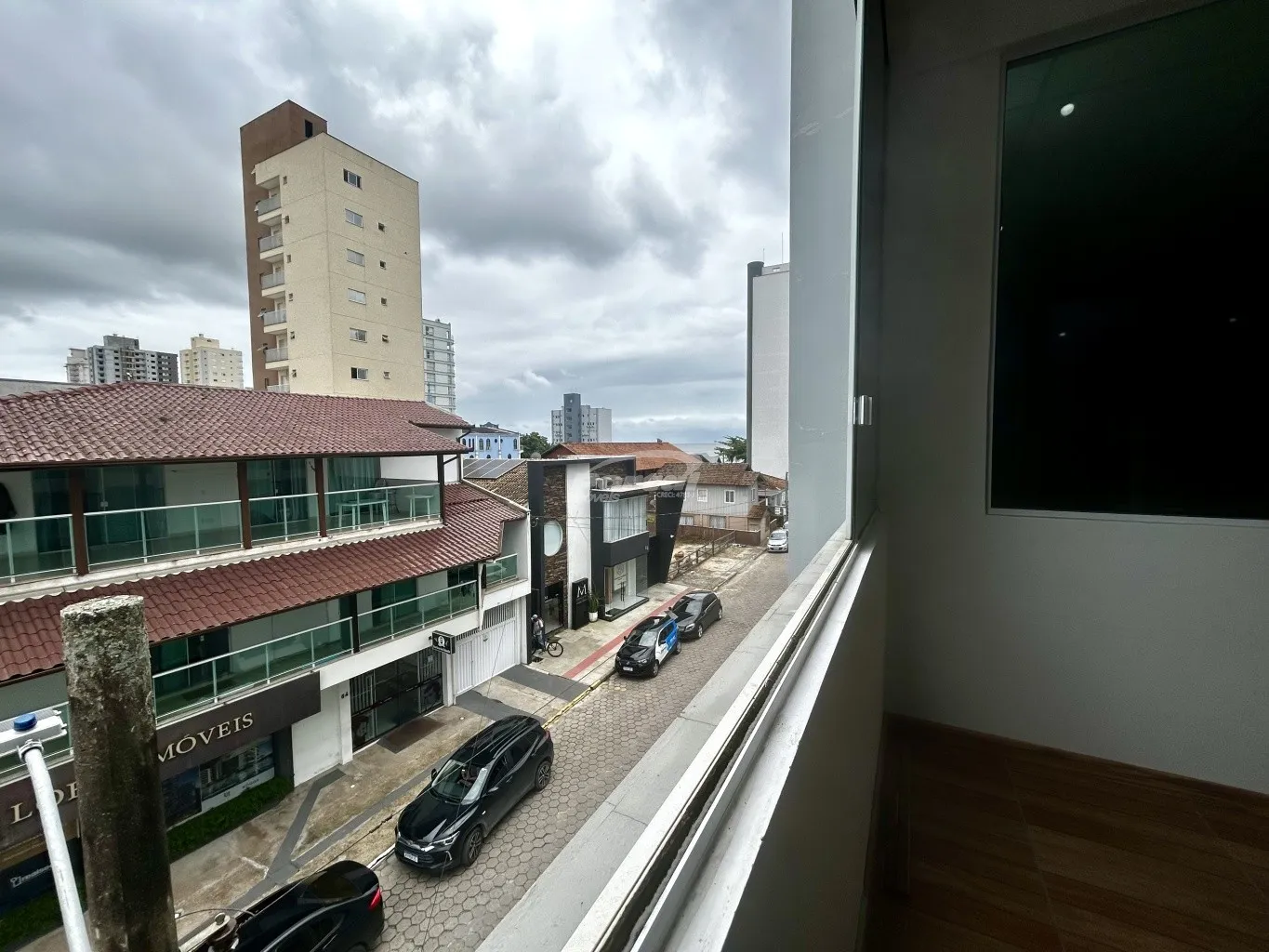 Sala comercial disponível para locação no bairro Centro - Balneário Piçarras/SC (Cód. 20406) — foto 5
