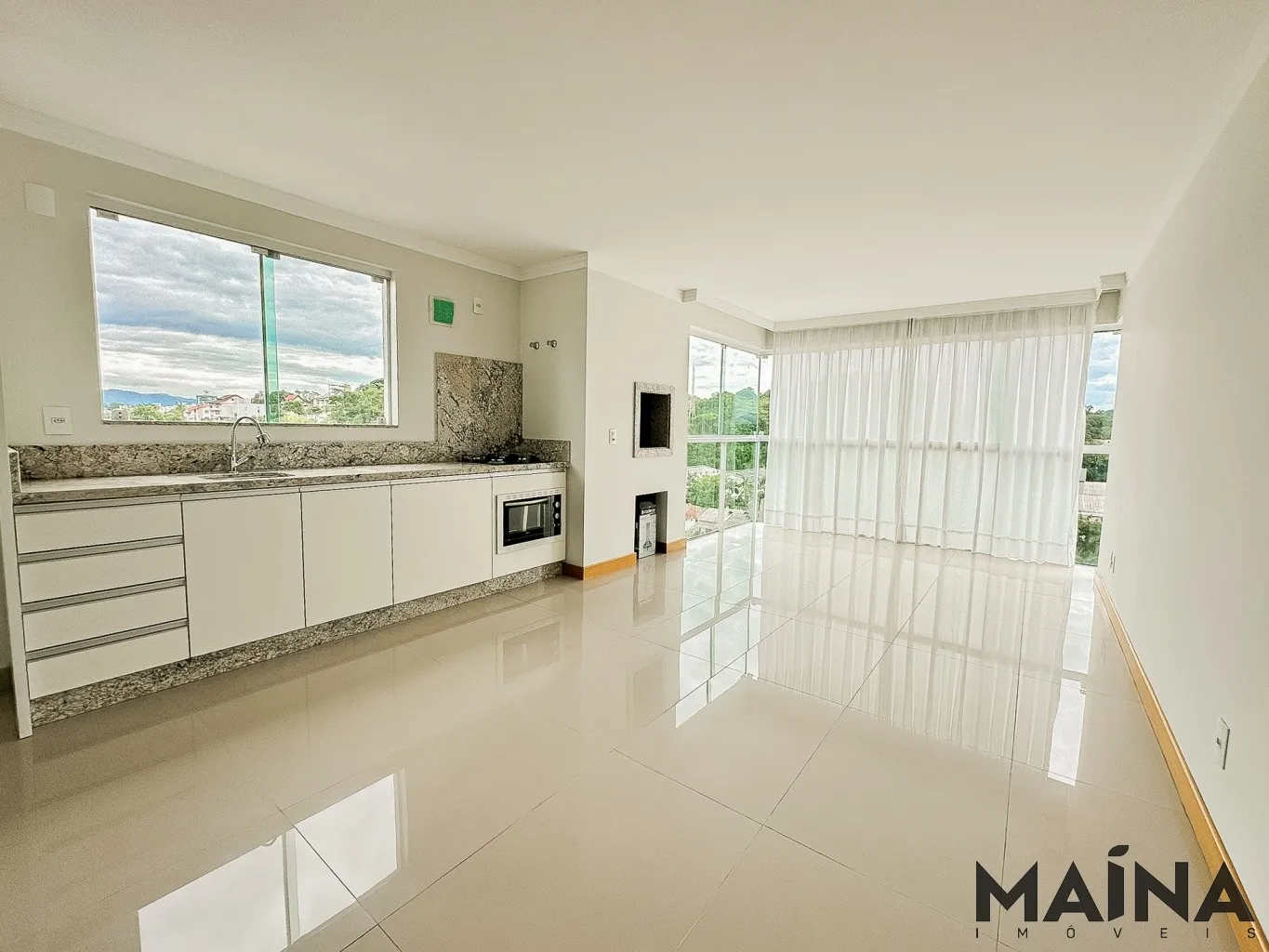 Apartamento com 3 dormitórios, 102m2, à venda por R$ 830.000,00 no bairro Itoupava Seca em Blumenau/SC — foto 2