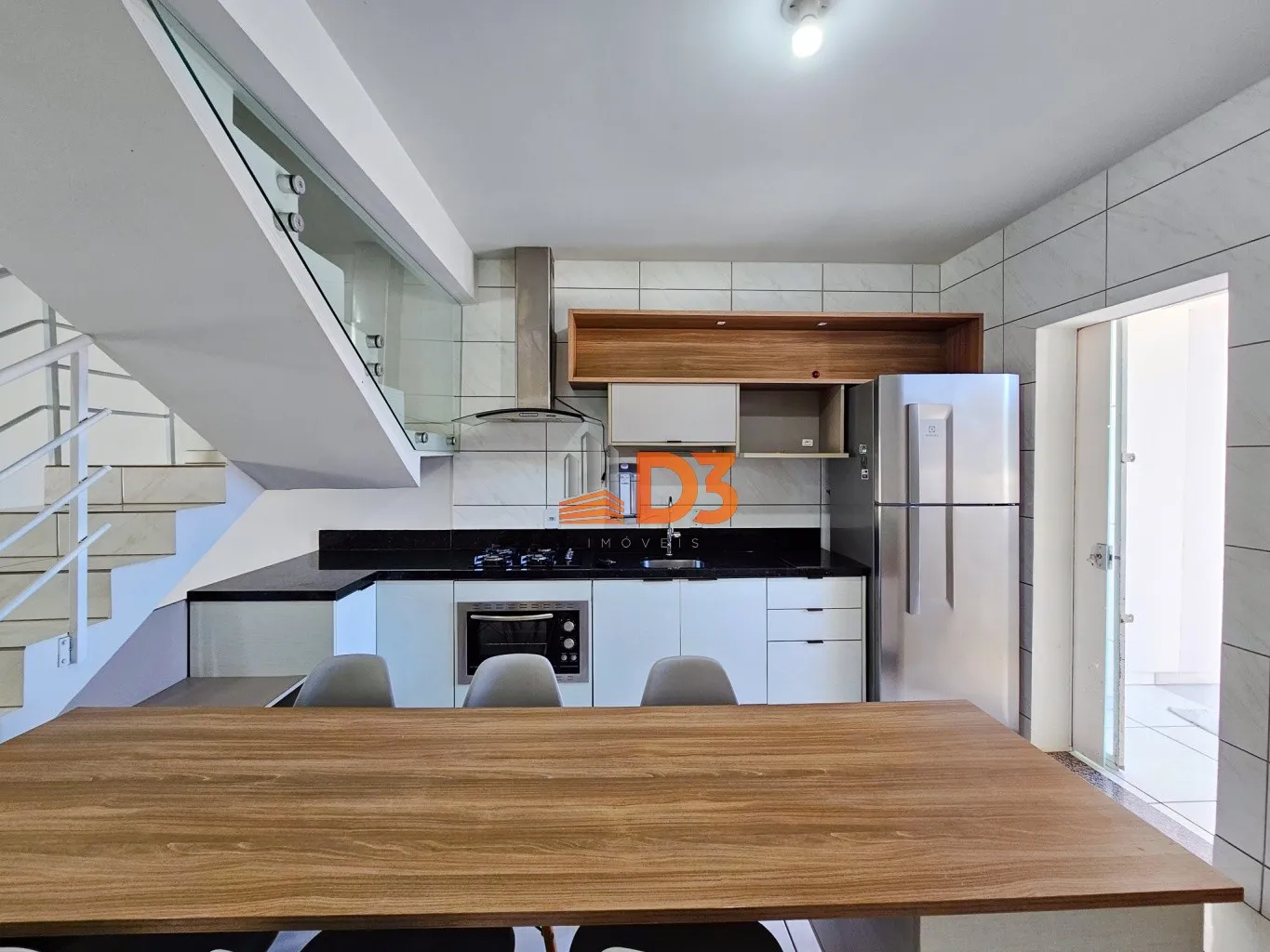 Lindo sobrado triplex com piscina no bairro Fidélis — foto 5