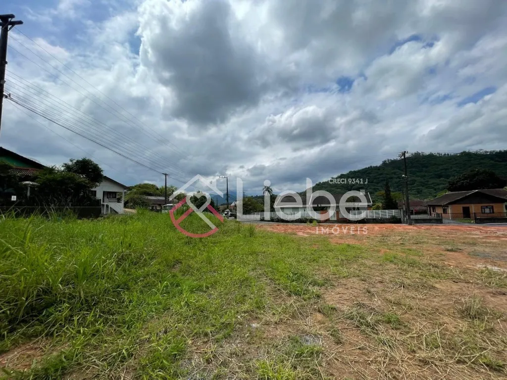Amplo Terreno no Centro na cidade de Pomerode com 619,88m fazendo frente em 16,17mts. — foto 2