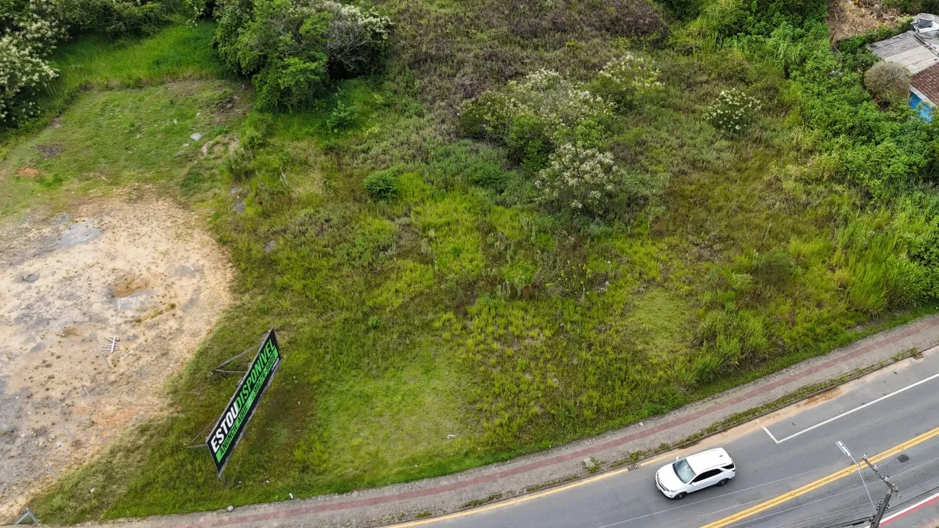 Terreno comercial com 693,07m com 16m de frente no bairro Estrada das Areais em Indaial/SC - foto 1