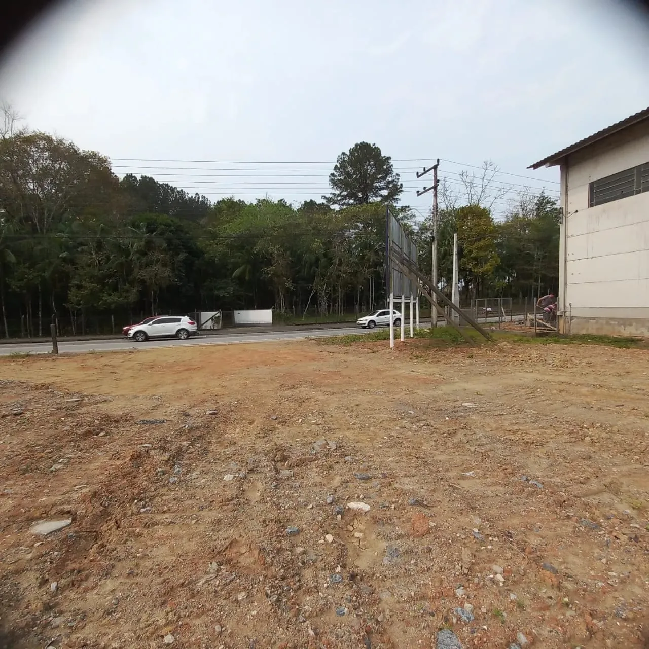 ALUGO TERRENO COMERCIAL EM INDAIAL — foto 3