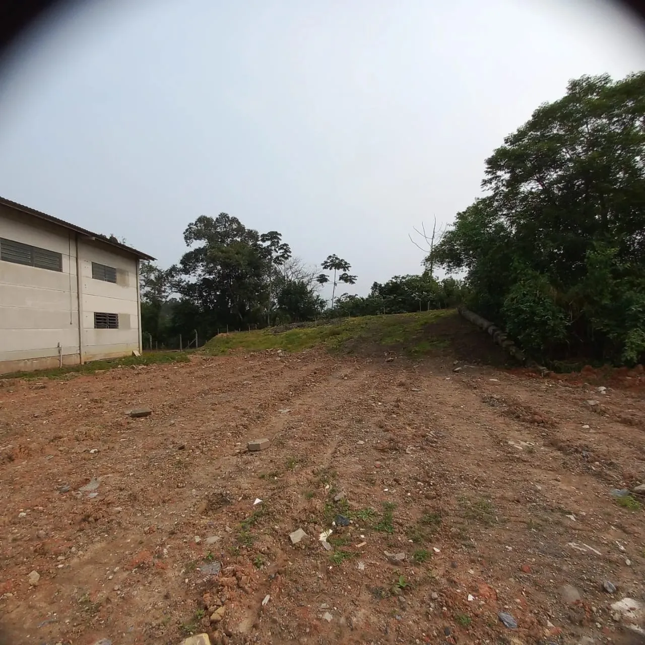 ALUGO TERRENO COMERCIAL EM INDAIAL — foto 6