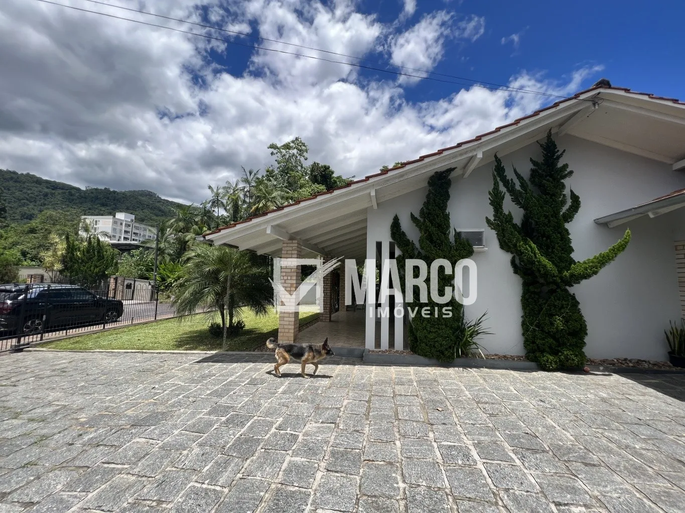 Casa com piscina e três quartos no Centro de Pomerode — foto 6