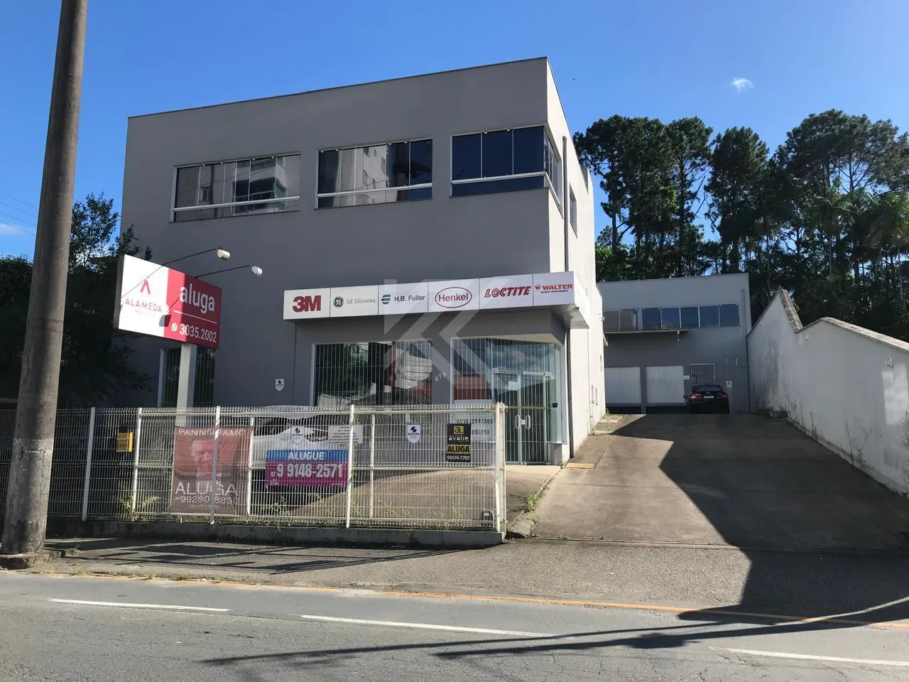 Prédio para Locação em Blumenau / SC no bairro Vila Nova - foto 1