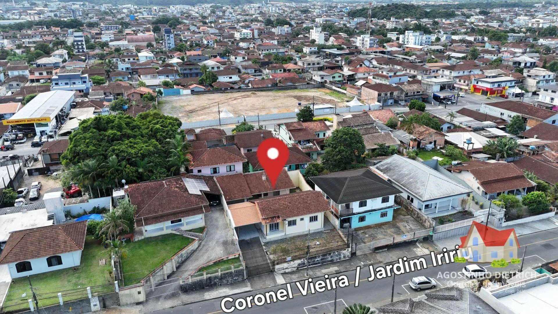 Imperdivel ! Residencia em Alv. C/laje C/Parte Averbada + Edicula e Terreno C/Area de 366 m2 No Jardim Iririu! — foto 5