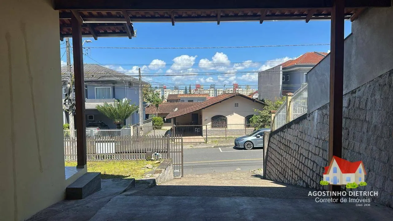 Imperdivel ! Residencia em Alv. C/laje C/Parte Averbada + Edicula e Terreno C/Area de 366 m2 No Jardim Iririu! — foto 6