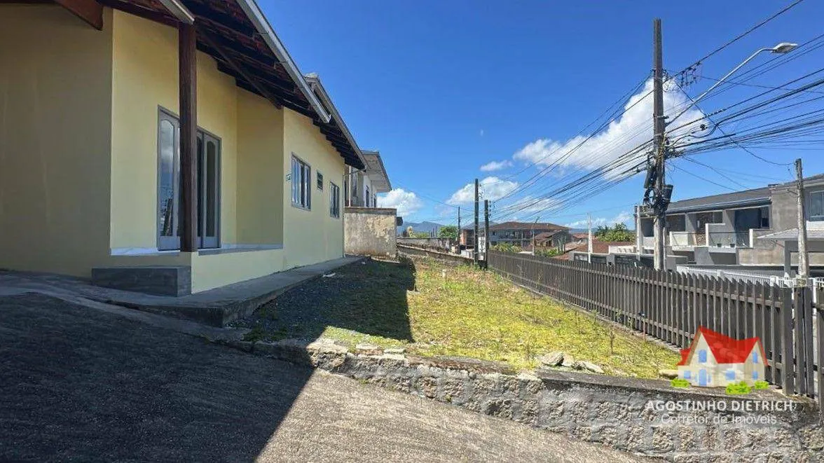 Imperdivel ! Residencia em Alv. C/laje C/Parte Averbada + Edicula e Terreno C/Area de 366 m2 No Jardim Iririu! — foto 7