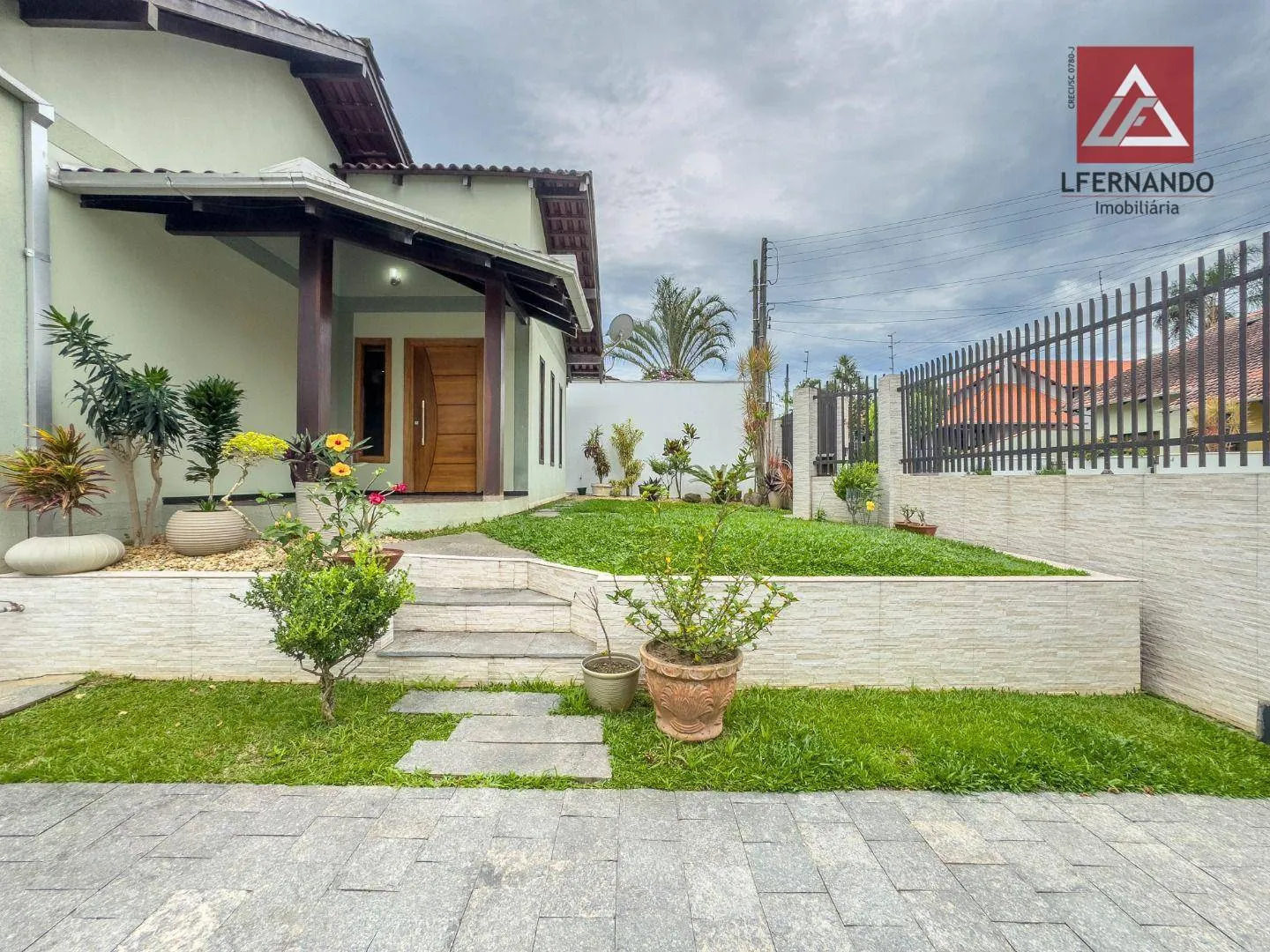 Casa com 4 dormitórios, sendo 2 suítes à venda, 330 m por R$ 1.790.000 - Escola Agrícola - Blumenau/SC — foto 3