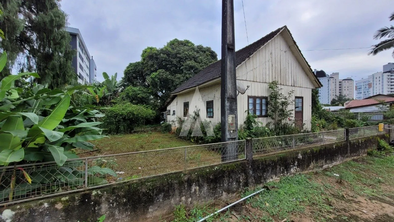 Terreno à venda no bairro Saguaçu em Joinville, por R$ 3.390.000.00. — foto 4