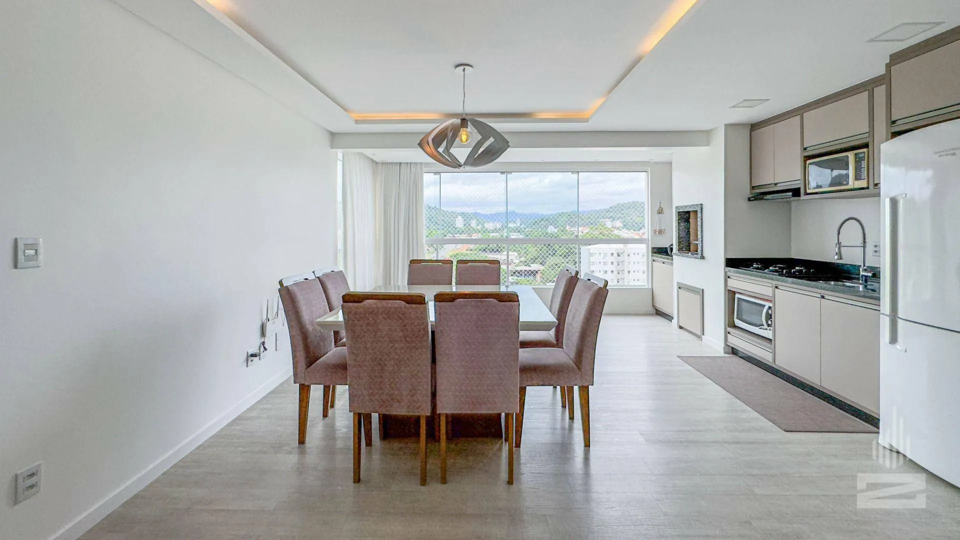 Apartamento de Alto Padrão à Venda com 3 Suítes e Mobiliado no bairro Fortaleza em Blumenau — foto 2