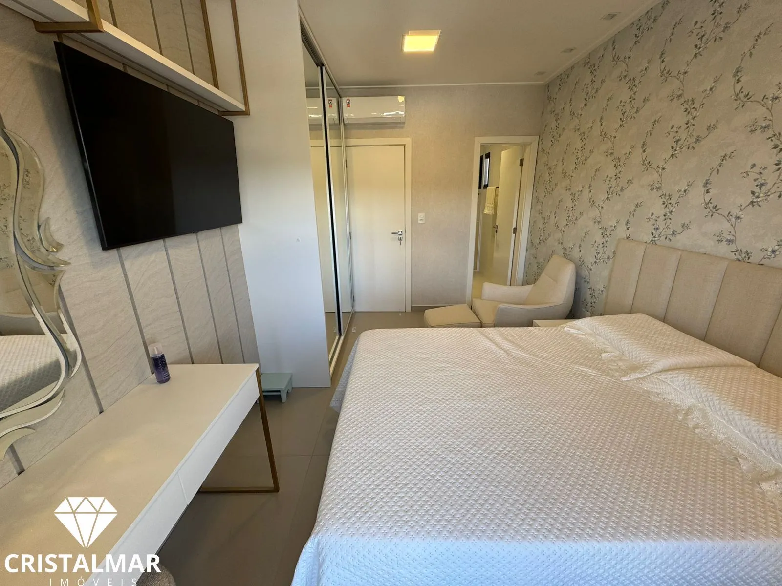 COBERTURA DUPLEX COM 3 SUÍTES A APENAS 200M DA PRAIA DO CANTO GRANDE — foto 6