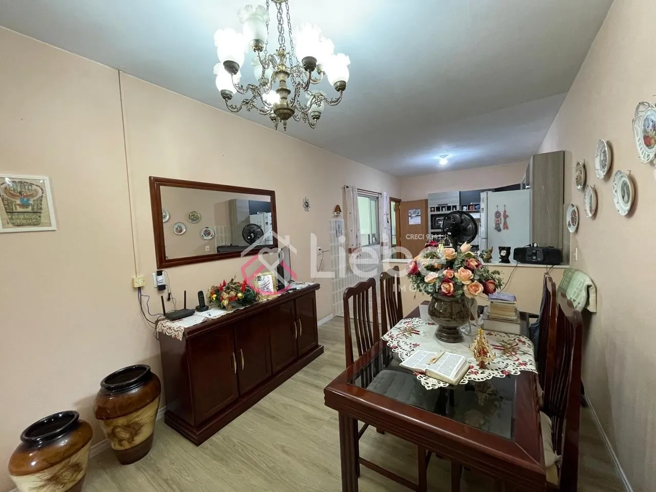 Imóvel COMERCIAL no Centro da cidade de Pomerode com 292,64m de área construída, sendo dois apartamentos e uma sala comercial. — foto 4