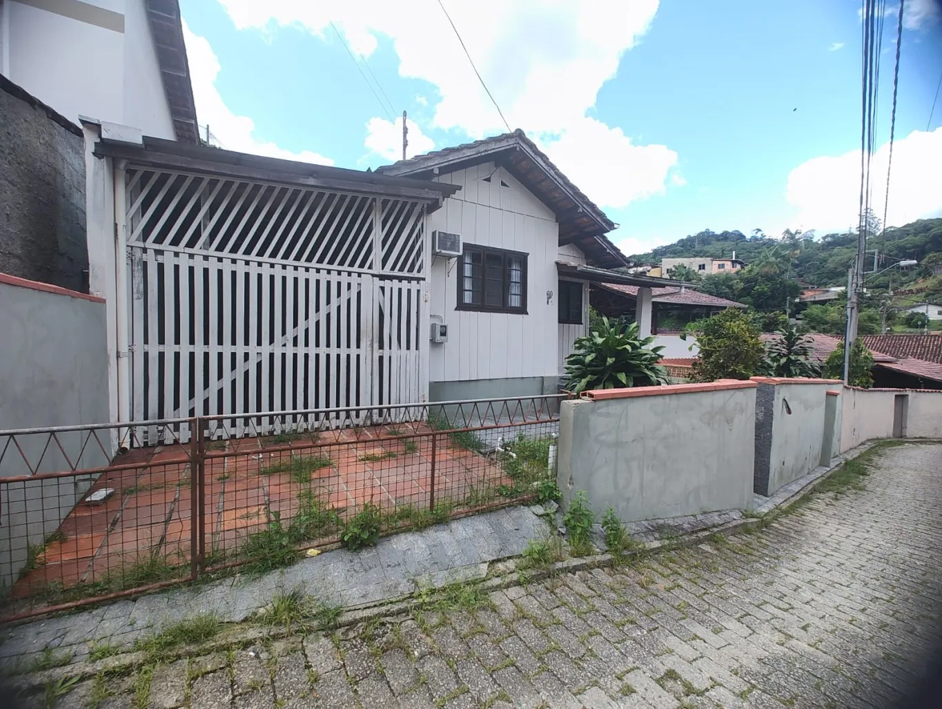Casa Térrea Averbada, livre de desastres naturais, excelente localização. - foto 1
