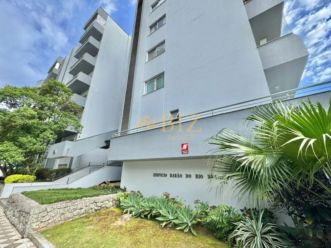 Amplo apartamento com 3 dormitórios, sendo 1 suíte, no Bairro Jardim Blumenau! — foto 2