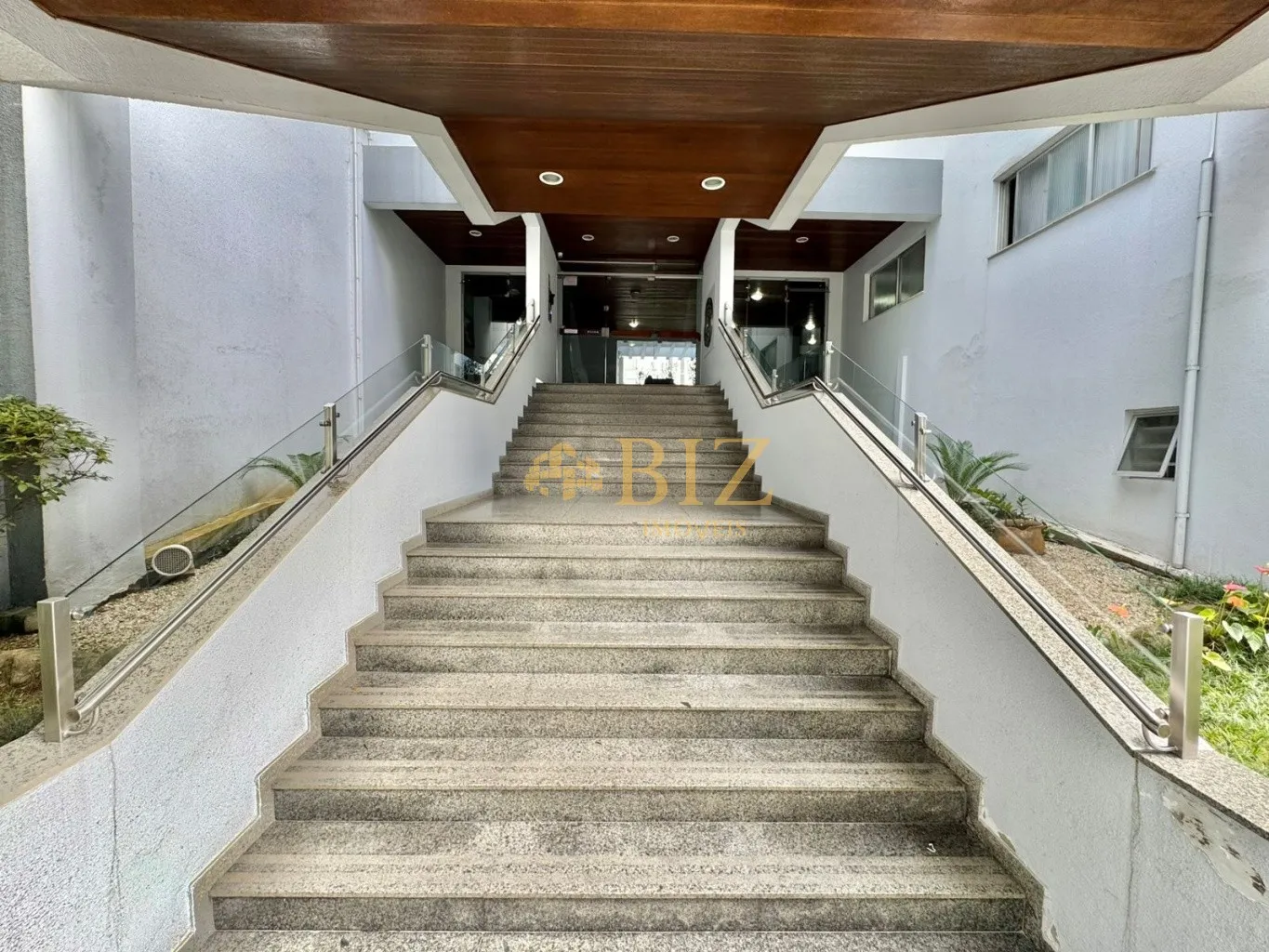 Amplo apartamento com 3 dormitórios, sendo 1 suíte, no Bairro Jardim Blumenau! — foto 3