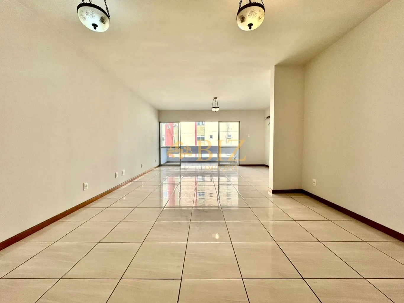 Amplo apartamento com 3 dormitórios, sendo 1 suíte, no Bairro Jardim Blumenau! — foto 5