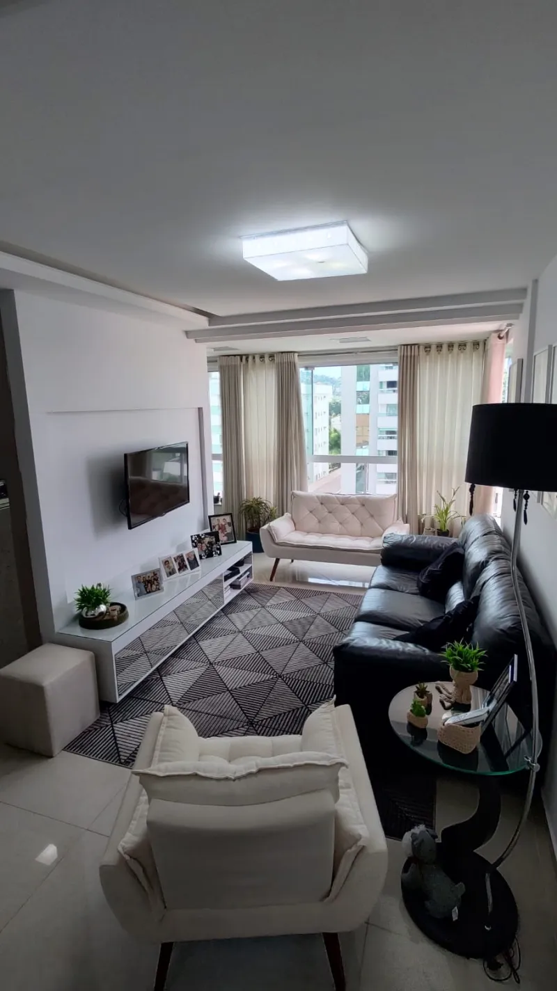 AMPLO APARTAMENTO DE 2 DORMITÓRIOS — foto 3