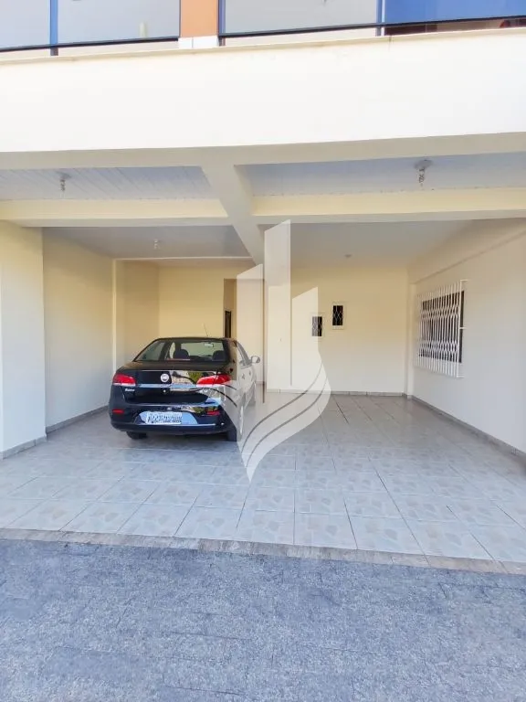 Casa 5 dormitórios, 4 suítes, 4 vagas de garagem — foto 4