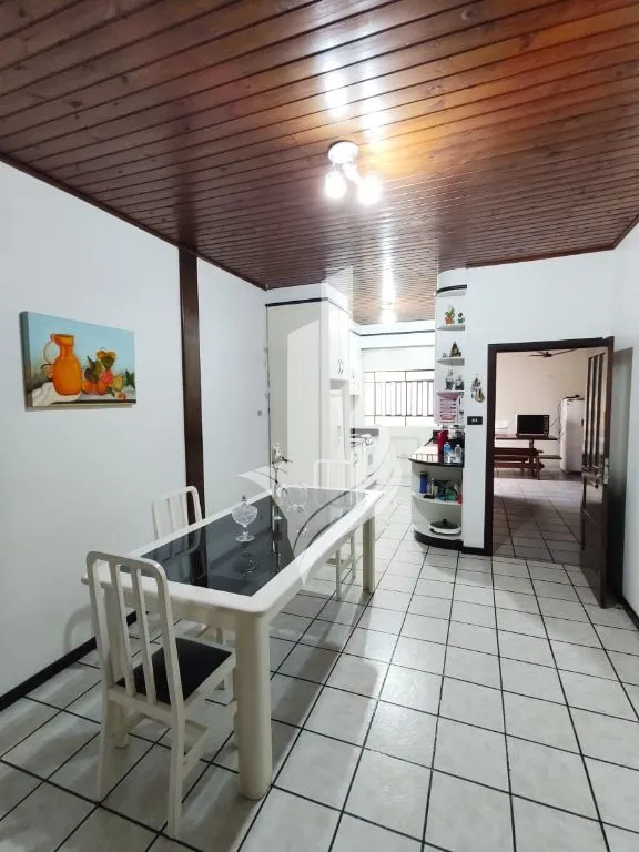 Casa 5 dormitórios, 4 suítes, 4 vagas de garagem — foto 6