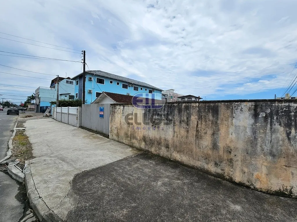 TERRENO DE ESQUINA NO BAIRRO ITAUM — foto 5