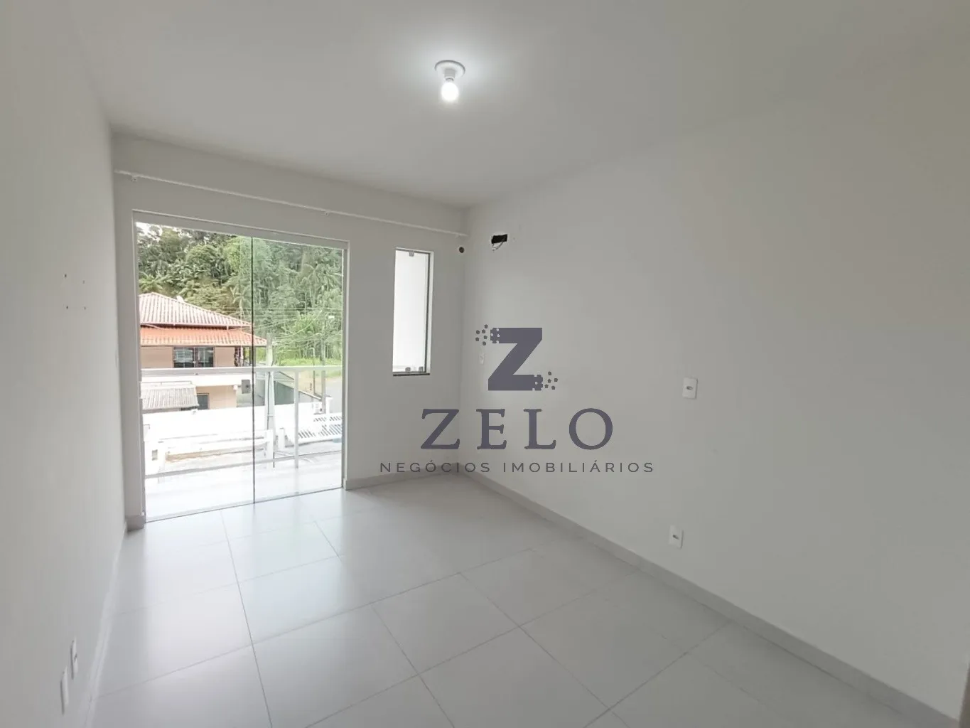 Sobrado Geminado no Bairro Fortaleza - Próximo a Confeitaria Vó Nila — foto 6