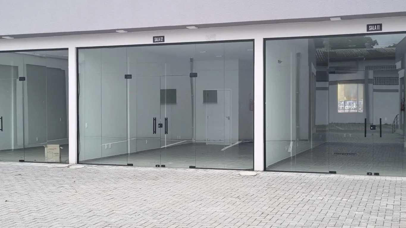 Sala Comercial no Bairro Carijós — foto 7