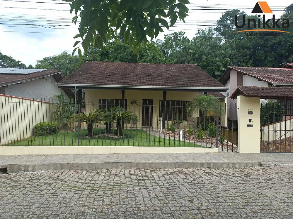 Venda linda residência no bairro Velha em Blumenau — foto 3