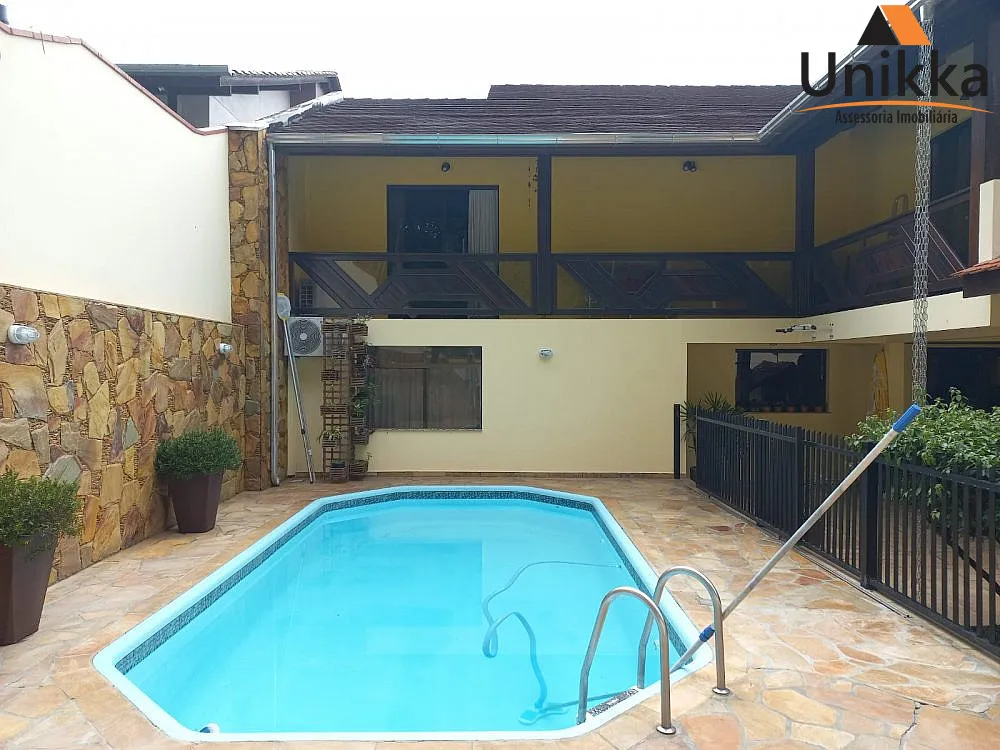 Venda linda residência no bairro Velha em Blumenau — foto 6