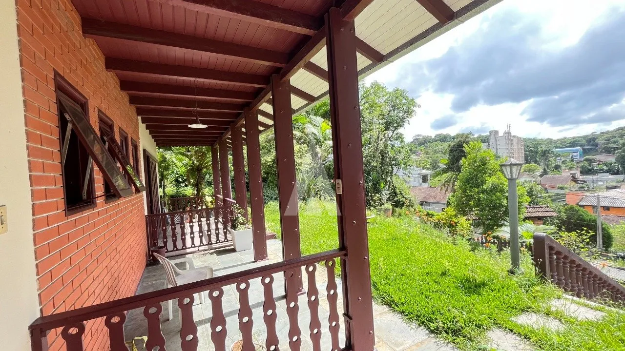Casa com 3 quarto(s) à venda no bairro Costa E Silva em Joinville, por R$ 990.000,00. — foto 3