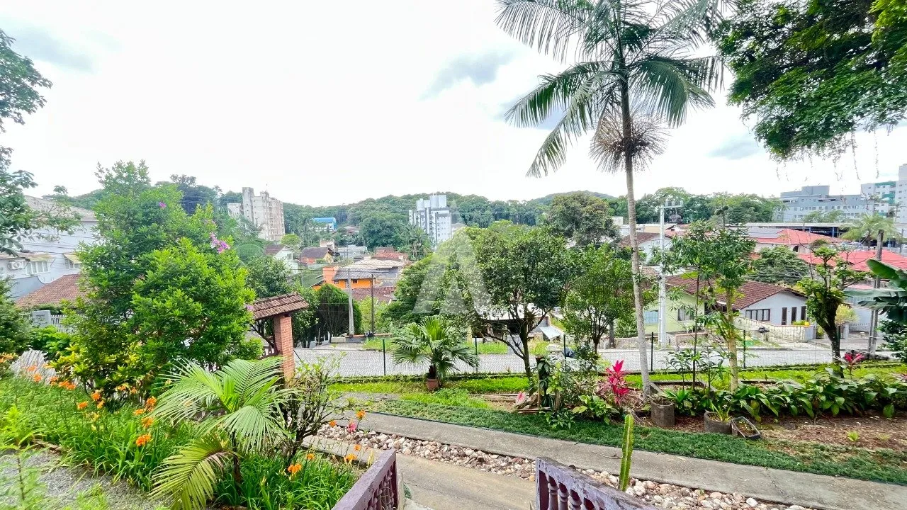 Casa com 3 quarto(s) à venda no bairro Costa E Silva em Joinville, por R$ 990.000,00. - foto 1