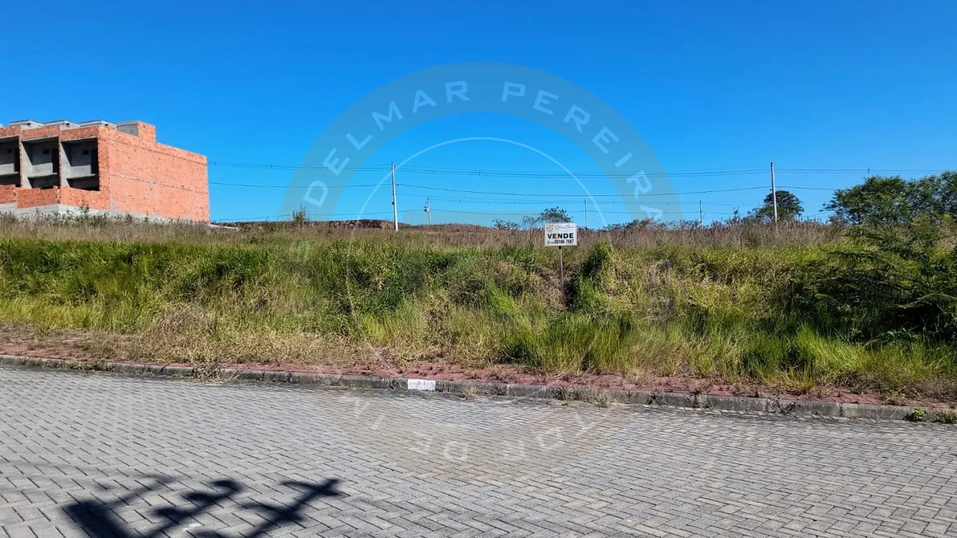 Oportunidade imperdível: terreno plano, livre de enchentes, maior que os lotes padrão e com localização estratégica, perfeito para o seu próximo projeto. — foto 2