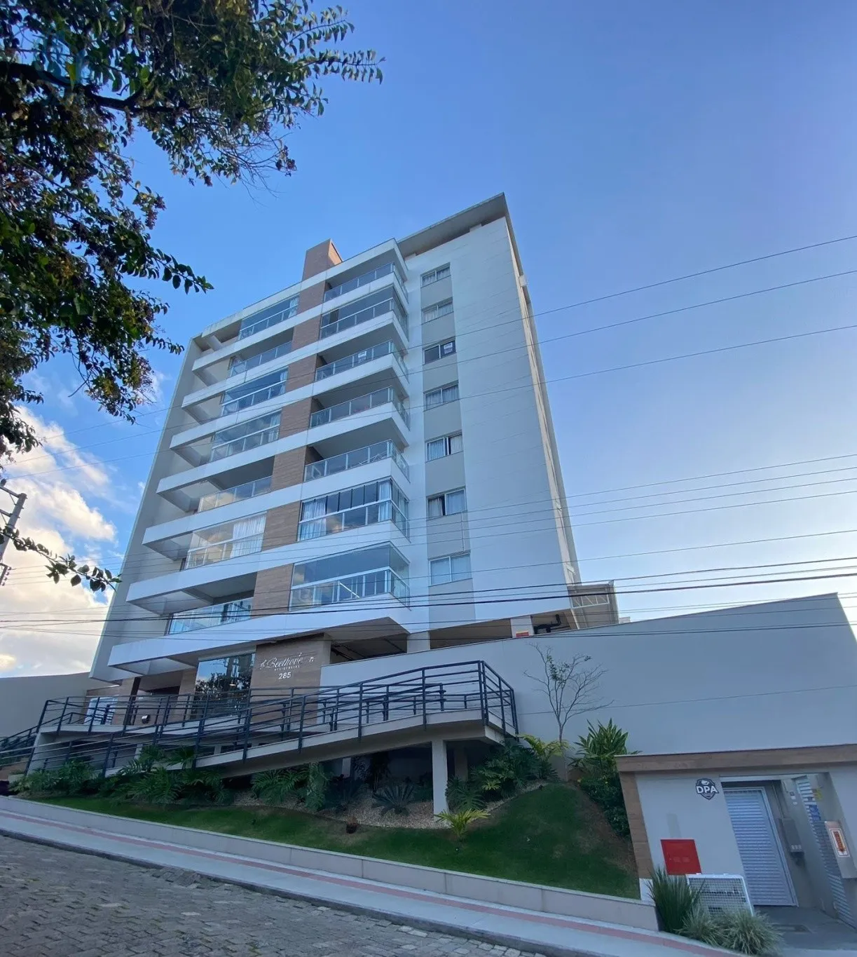 APARTAMENTO COM MÓVEIS SOB MEDIDA - foto 1