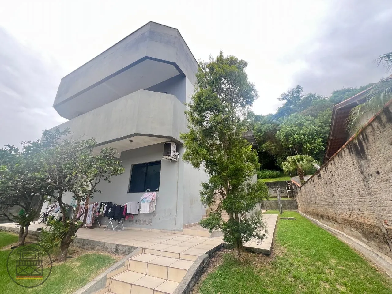 Edifício com 4 apartamentos a venda proximo ao Clube Velha Central. - foto 1