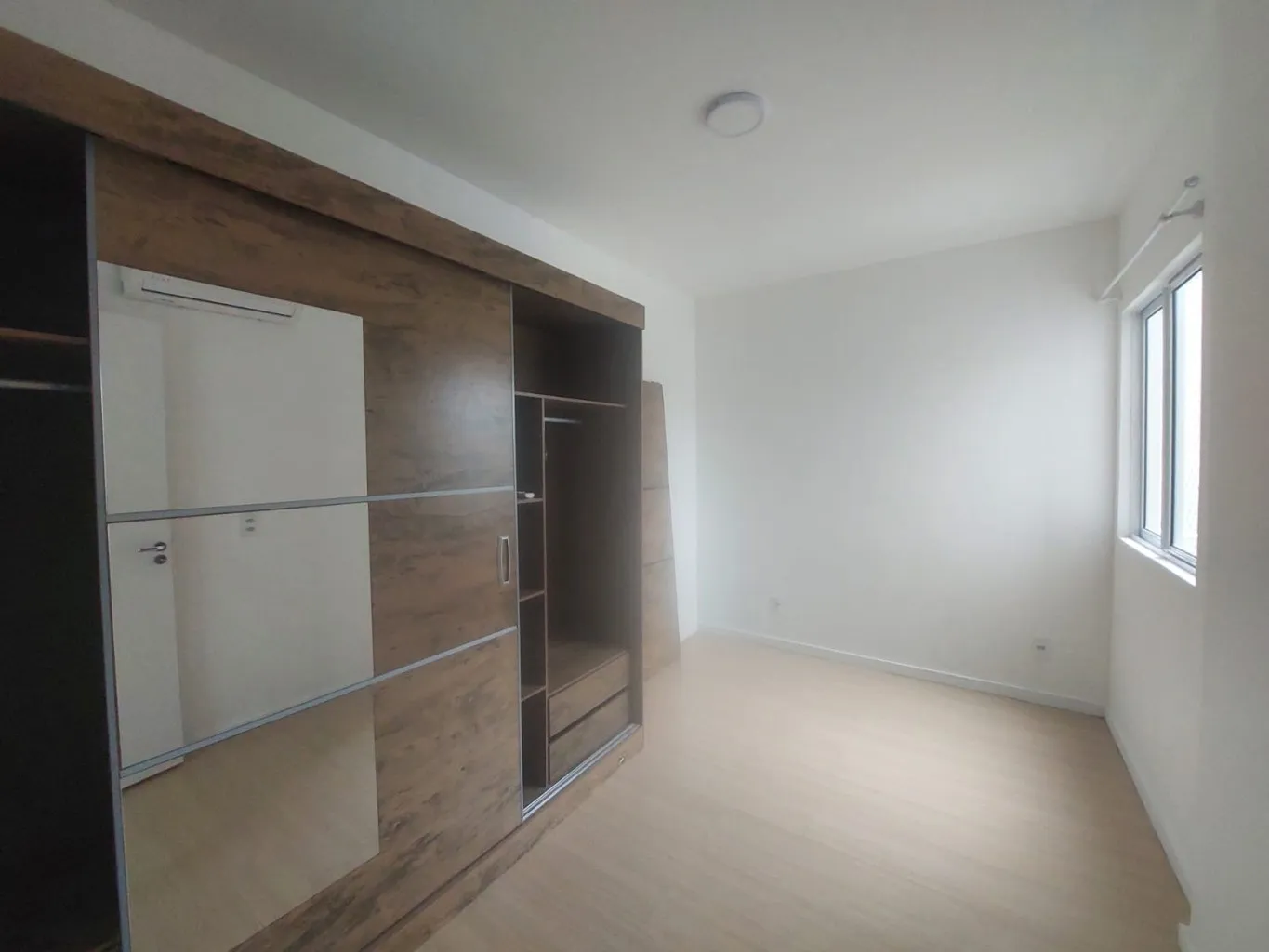 Apartamento com 2 dormitórios ,Semi Mobiliado no Bairro Figueira, Gaspar/SC. — foto 5