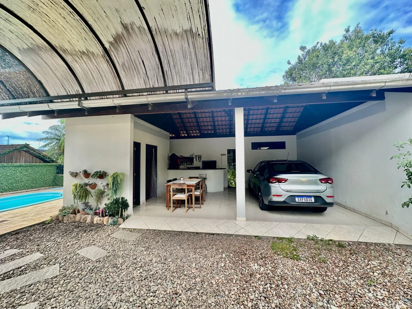 Casa 2 dormitórios 1 suíte — foto 2
