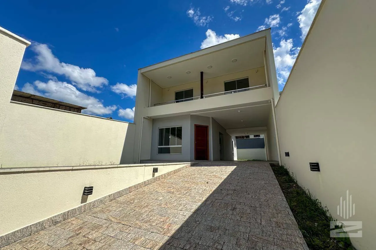 Ampla Casa à Venda com 3 Dormitórios e 139m no bairro Velha em Bluemanu — foto 3