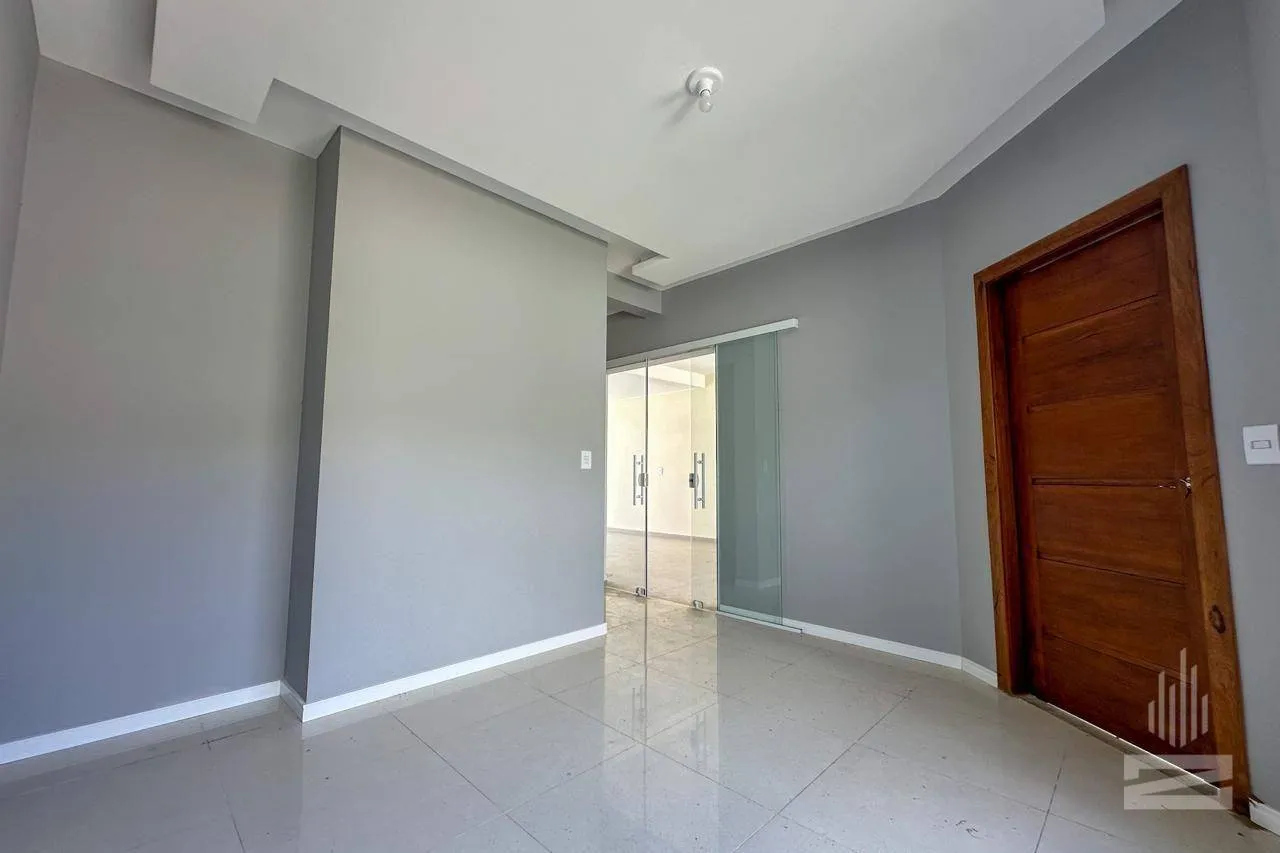 Ampla Casa à Venda com 3 Dormitórios e 139m no bairro Velha em Bluemanu — foto 6