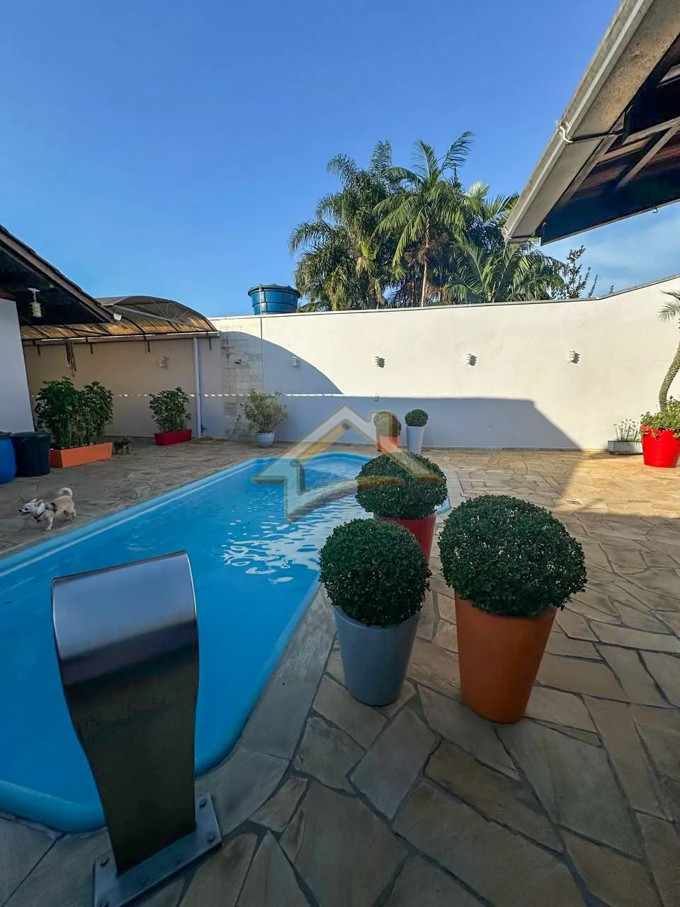 Casa com três dormitórios e piscina no bairro Salto Do Norte em Blumenau! — foto 3