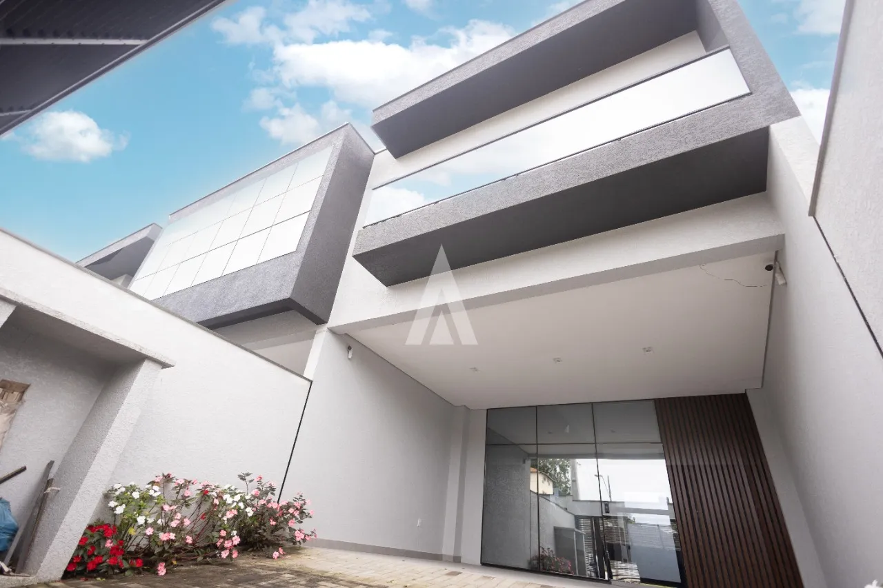 Casa com 3 suítes à venda no bairro Santo Antônio em Joinville-SC por R$1.183.000,00. - foto 1