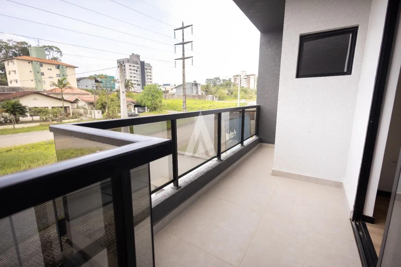 Casa com 3 suítes à venda no bairro Santo Antônio em Joinville-SC por R$1.183.000,00. — foto 6