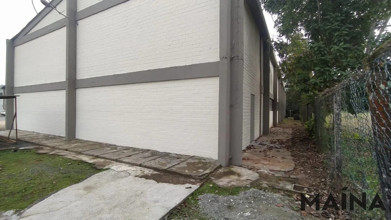 Ótimo Galpão Industrial localizado no bairro Itoupava Central — foto 4