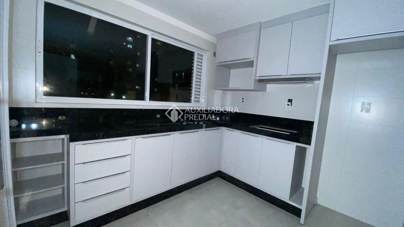 Apartamentos em Porto Belo — foto 2