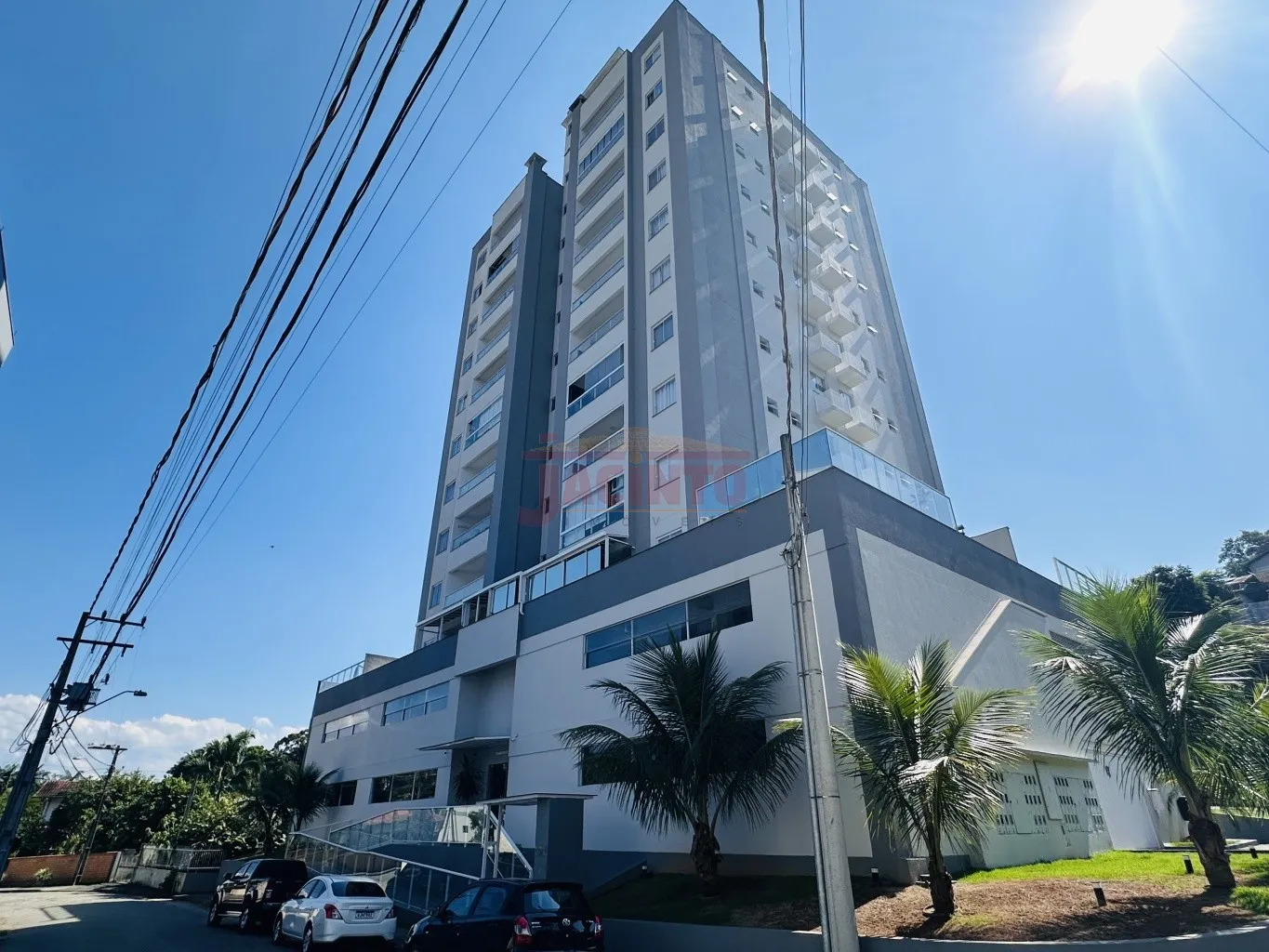 Apartamento 2 quartos (1 suíte), sacada com churrasqueira, pronto para morar, no bairro Fortaleza. - foto 1