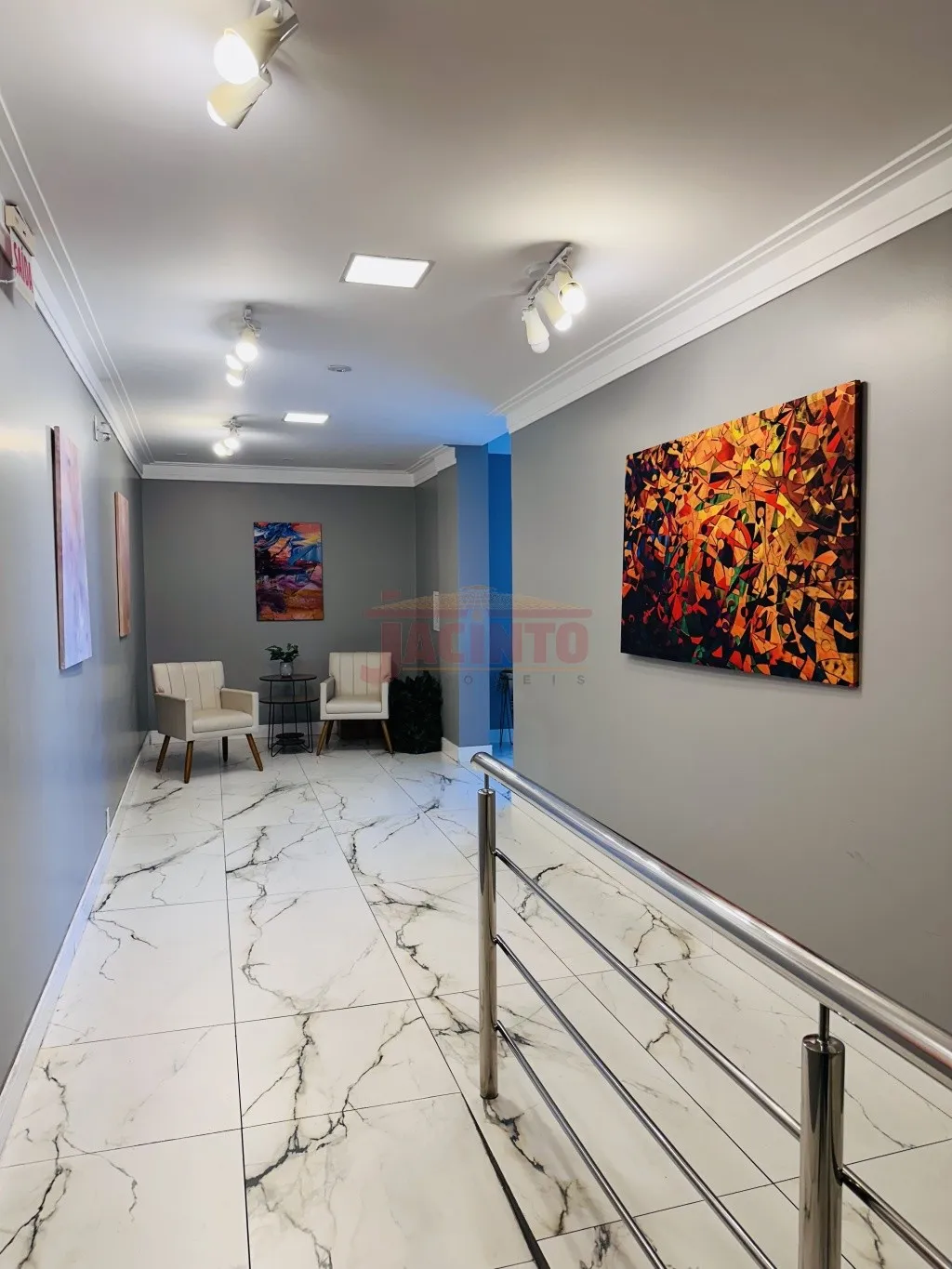 Apartamento 2 quartos (1 suíte), sacada com churrasqueira, pronto para morar, no bairro Fortaleza. — foto 4