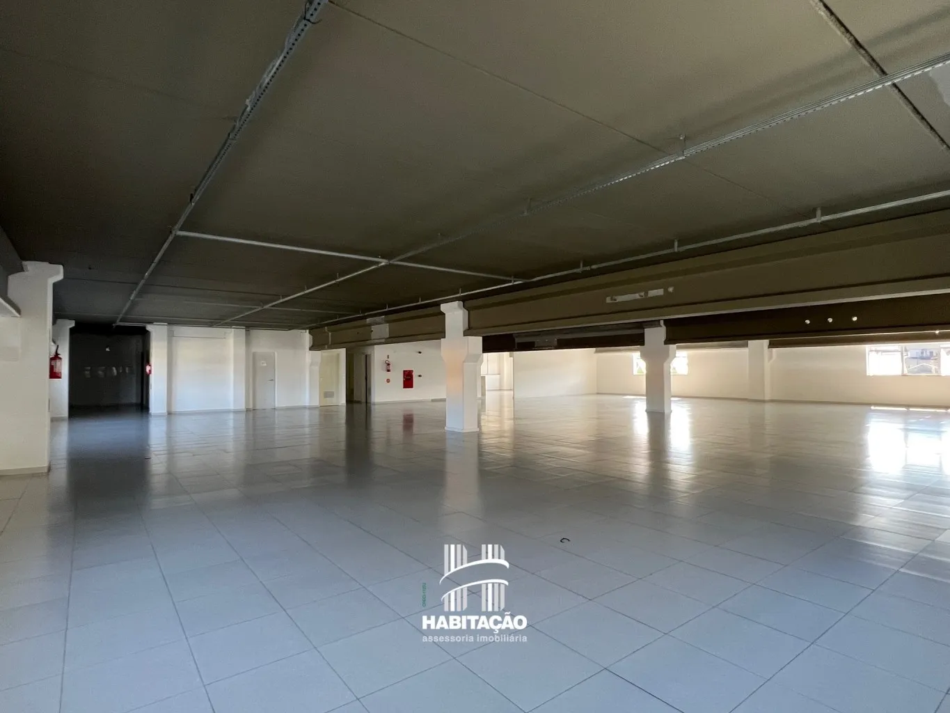 Ampla Sala Comercial em Localização Estratégica — foto 3