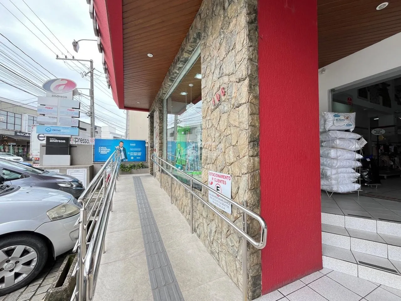 Loja térrea com 730m disponível para locação no Centro de Indaial — foto 3