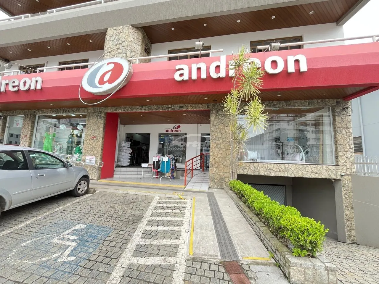 Loja térrea com 730m disponível para locação no Centro de Indaial — foto 5